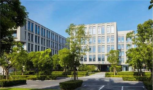 Q-LAB在中国上海新建的设备齐全的商业实验室，现已通过ISO 17025认证