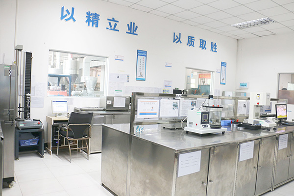 EKG实业有限公司紫外老化试验箱案例