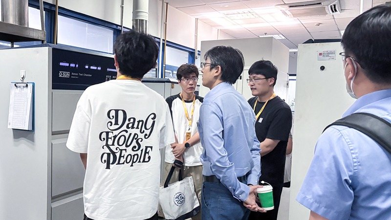 2025年汽车材料耐候老化与光照测试技术培训实验室参观